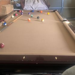 Very Nice Pool Table I’m Moving And Can’t Take It