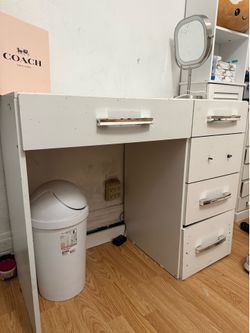 Desk