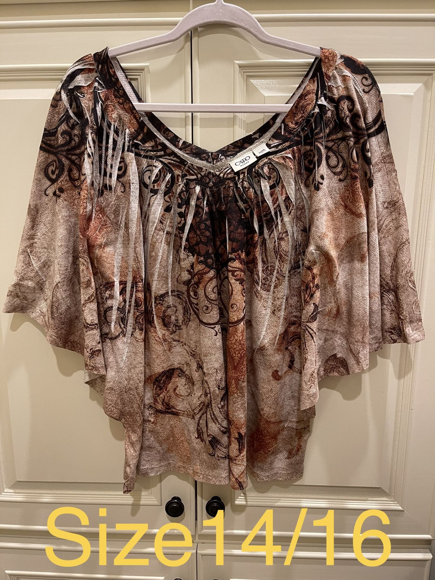 Women’s Plus Size Shirts 