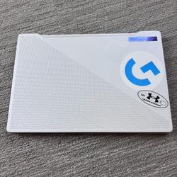 White and Grey Laptop-cases-bag