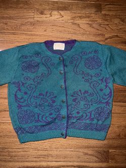 Multi-coloured vintage cardigan cardigan Pendleton vintage shirt With small hole in the front shown on the picture  Size medium