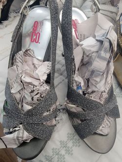 9 company heels