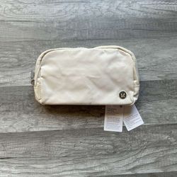 Lululemon Everywhere Belt Bag Cream White Wordmark New With Tags 1L