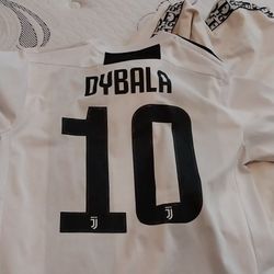 Dybala Official Juventus Shirt (L)