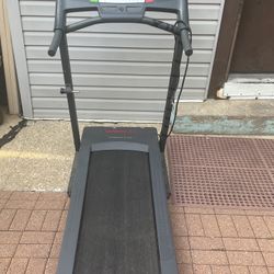 Weslo Cadence Treadmill