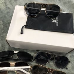 Black aviators