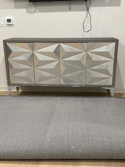Accent Table
