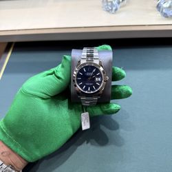 $13,000 Rolex Date Just 41 mm glue dial stick smooth bezel oyster band, complete box and card 2025