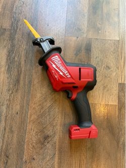 M18 fuel hackzall Milwaukee - Sawzall sozo - battery NOT INCLUDED