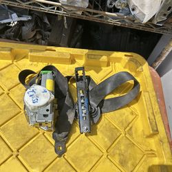 2008-2014 Mercedes C250 C300 Left Driver Seat Belt