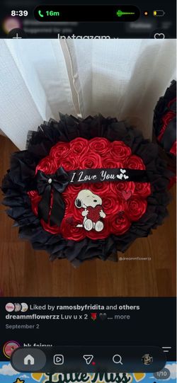 Heart-Shaped Snoopy Rose Bouquet Arrangement