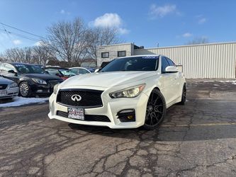 2016 INFINITI Q50