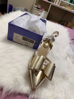 Gold heels size 11