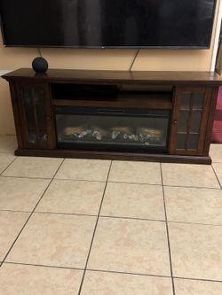 TV stand / heater