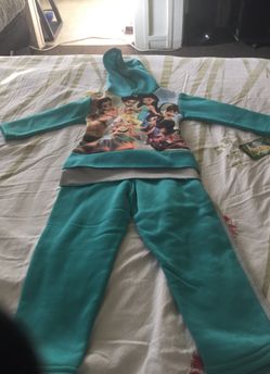 Disney. Tinkerbell sweats