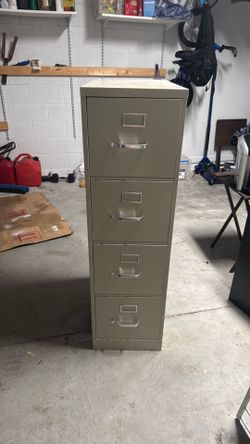 Filling cabinet