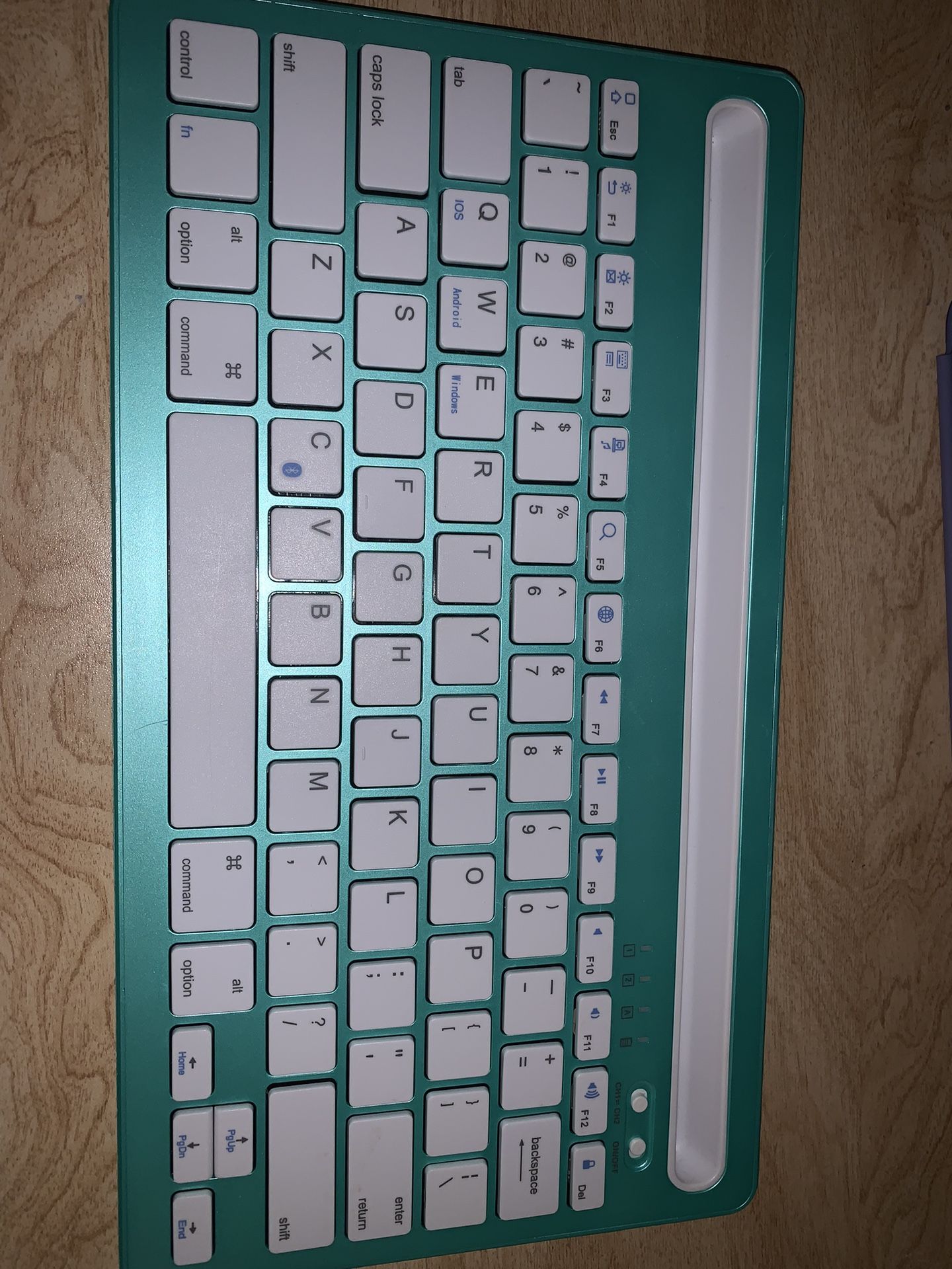 Bluetooth Keyboard And Holder For Devices