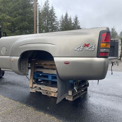 Left Dually Bedside 2001-2007 GM 8ft