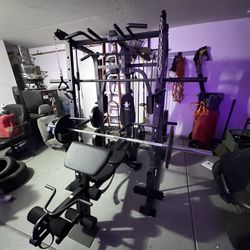 Vesta Fitness Smith Machine 1001 w/Bench Attachment | 230lb Bumpers Olympic Weights | 7ft Olympic Bar | Fitness | Gym Equipment | FREE DELIVERY 🚚 