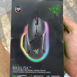 Gaming Mouse Basilisk V3 Customizable ergonomic gaming mouse/Razor Chroma RGBNew