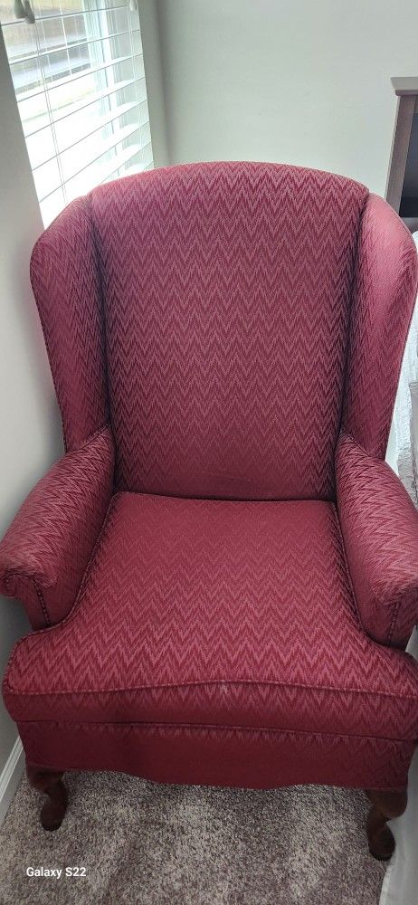 Red Wingback Queen Ann