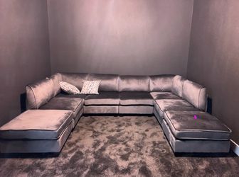 120” Wide Symmetrical Modular Sectional with ottoman