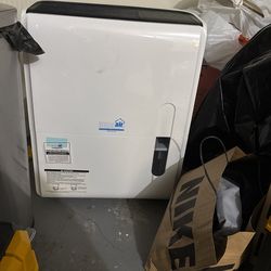 AIR DEHUMIDIFIER 60 PINT
