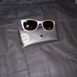 Rayban Wayfarer Unisex Glasses $75