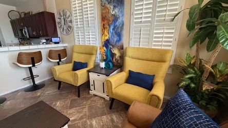 Elegant set of two BODEN wingback chairs in excellent condition
