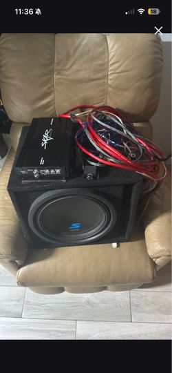 Alpine Subwoofer in Box with Skar Amplifier and Wiring Kit by