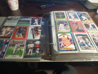 Binder full of Hall of Fame baseball players
