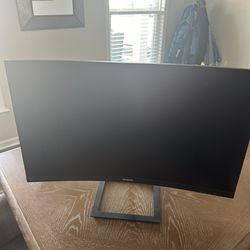 Curved Phillips 32” Monitor 