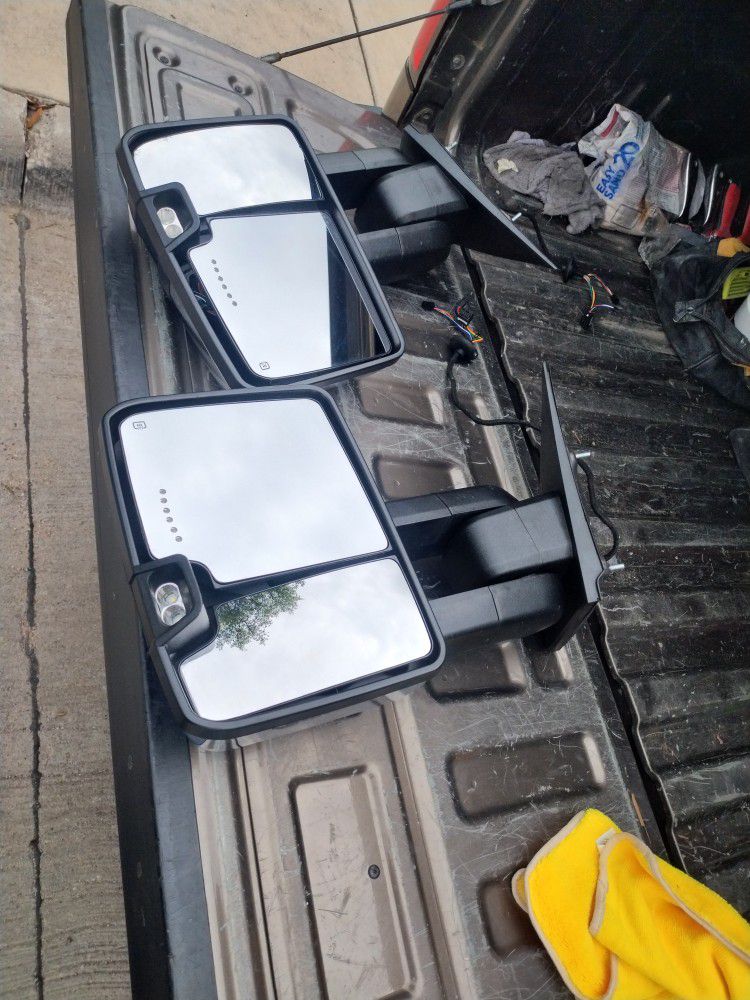 2014-2018 GMC Chevy Tow Mirrors