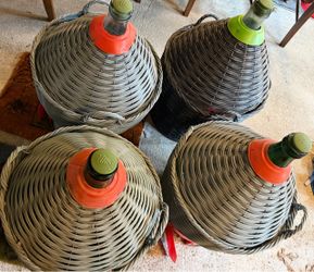Wine jugs
