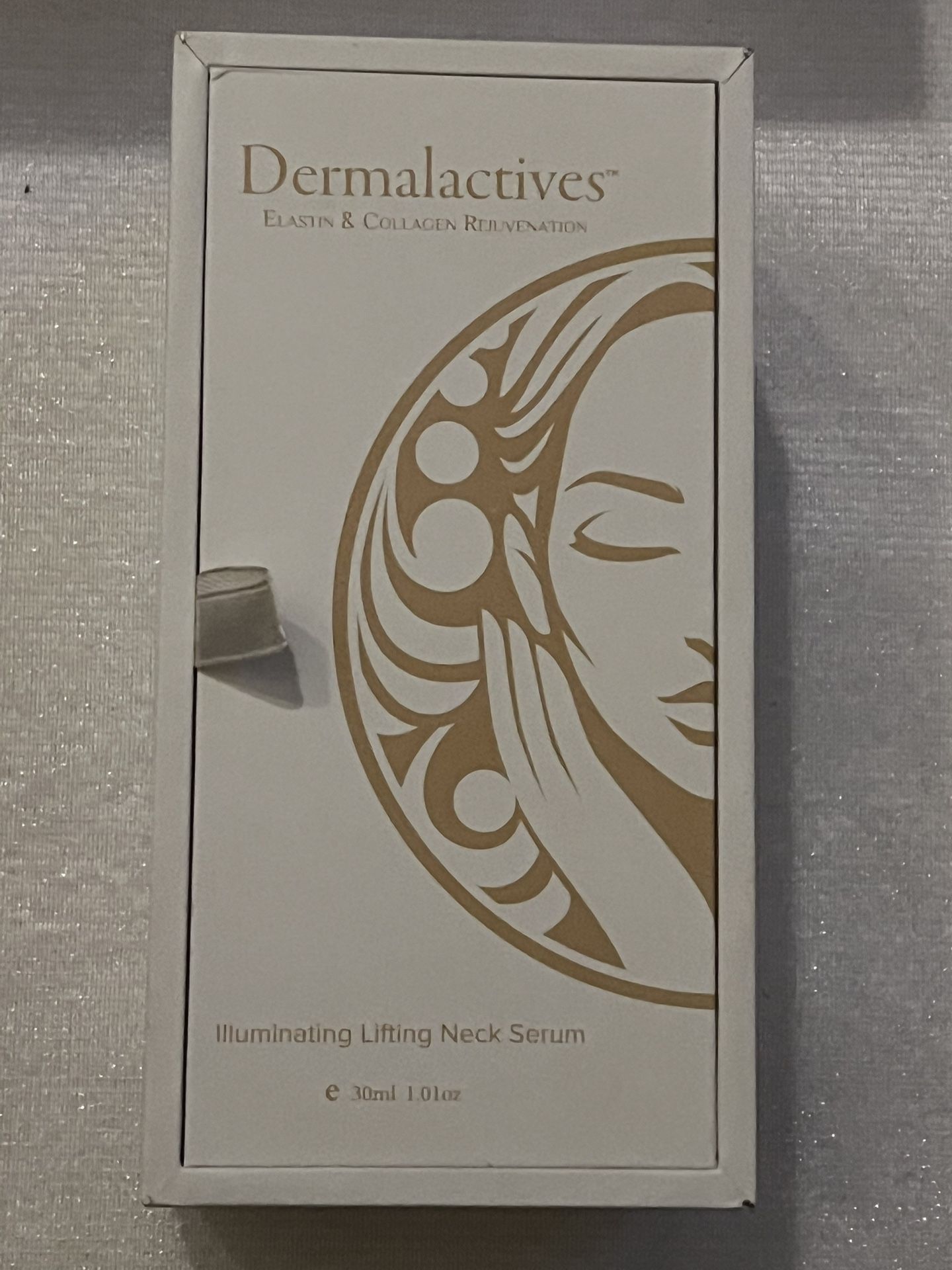 Dermalactives Illuminating Lifting Neck Serum