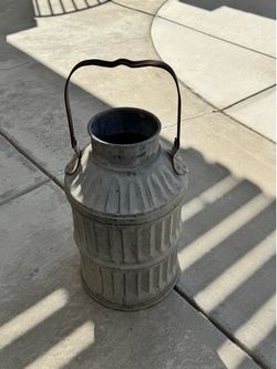 Title: Antique 5-Gallon Service Station Oil Can - Vintage Petroliana Collectible