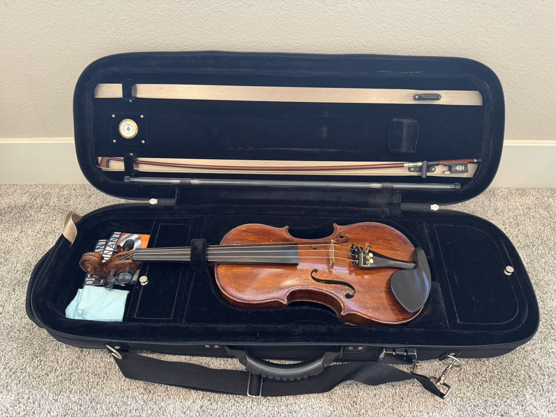 Custom Handcrafted 4/4 Violin – Made in South Korea (2007–2008) w/ Case – Excellent Condition