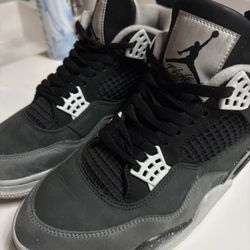 🚨 LOWEST PRICE ALERT! 🔥 Jordan 4 'Fear'  Size 8 Men’s An 9.5 In Women’s‼️ READ DESCRIPTION 