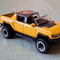 Keychain 2020 HUMMER EV pickup  Truck Key Chain 