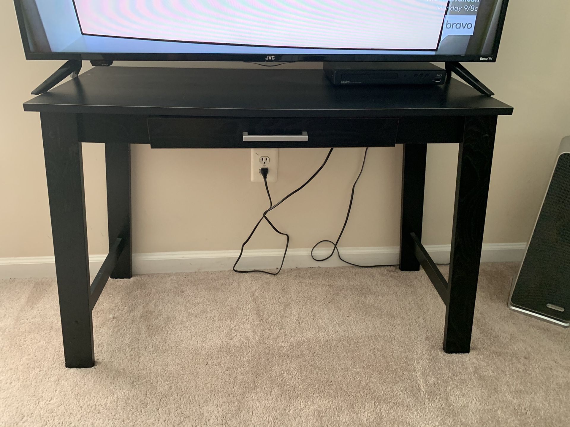 Desk/TV stand/entry way table/console table $20