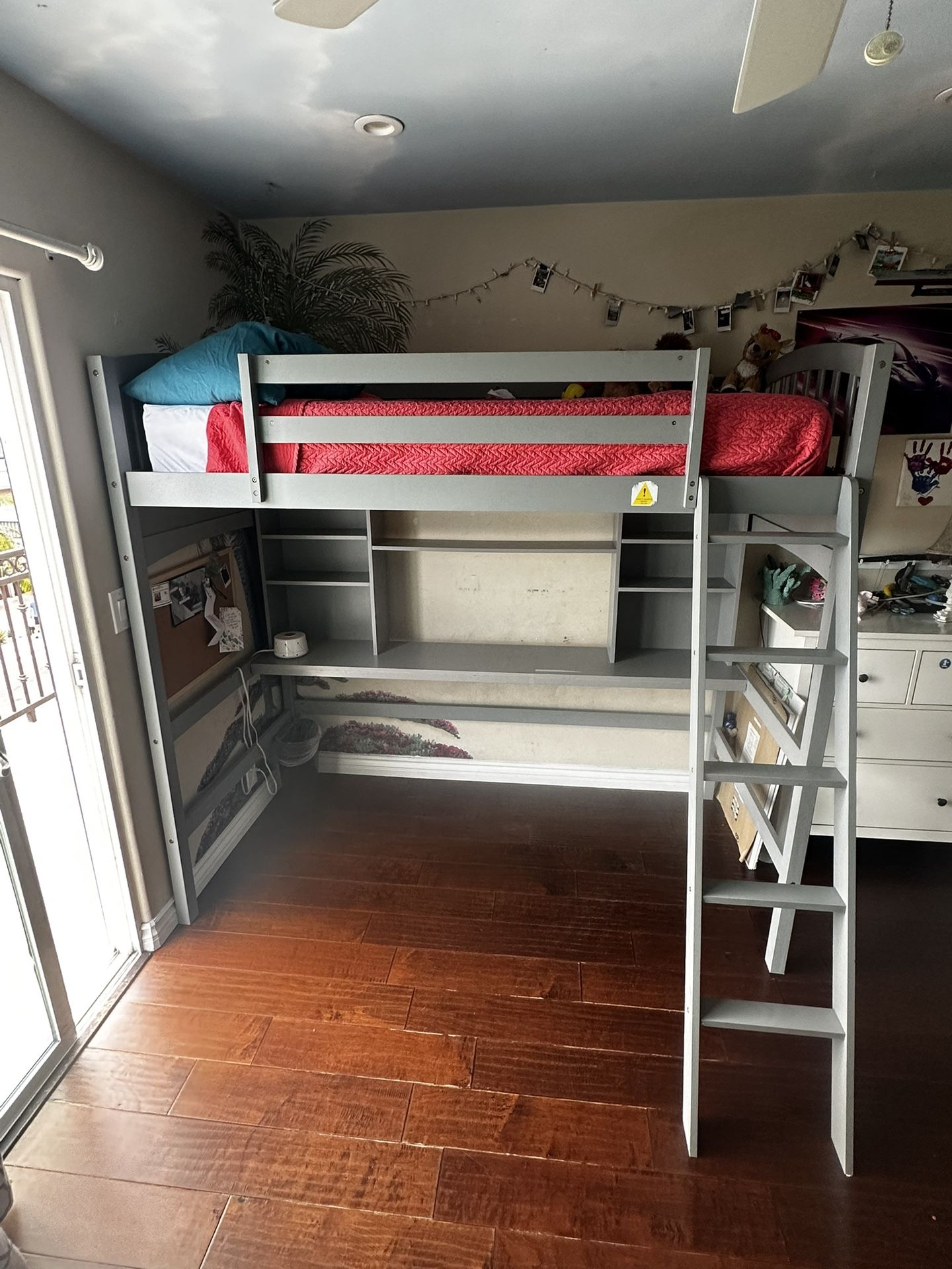 Twin Loft Bed w/Mattress & Desk