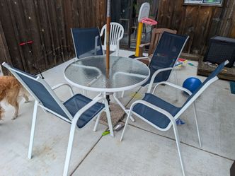 Patio table and chairs set