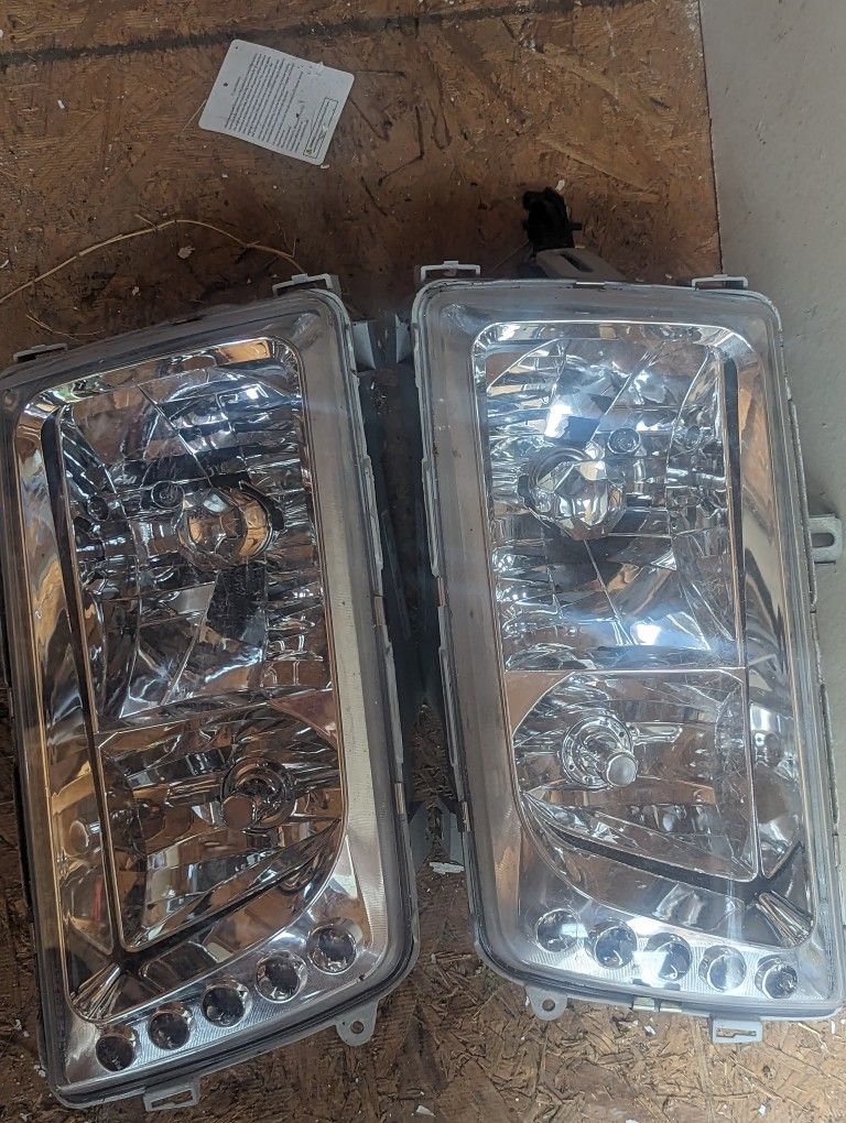 1983 Mercedes Benz SD Aftermarket Headlights 