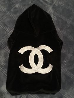 Chanel dog outfit / sweater for Sale in Rialto, CA - OfferUp