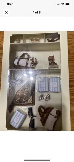 New York Yorkie Accessory Pack NRFB New! Silk stone Fashion Model Dog 2004