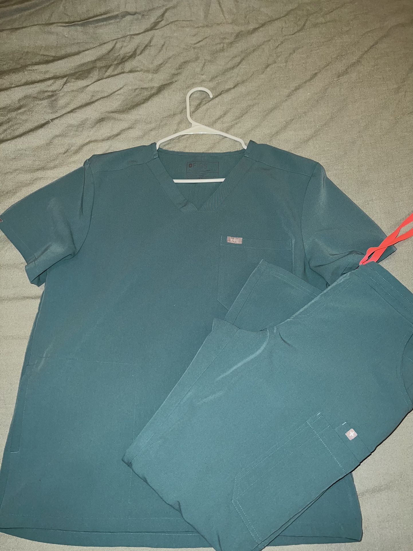 Figs scrubs teal/turquoise set