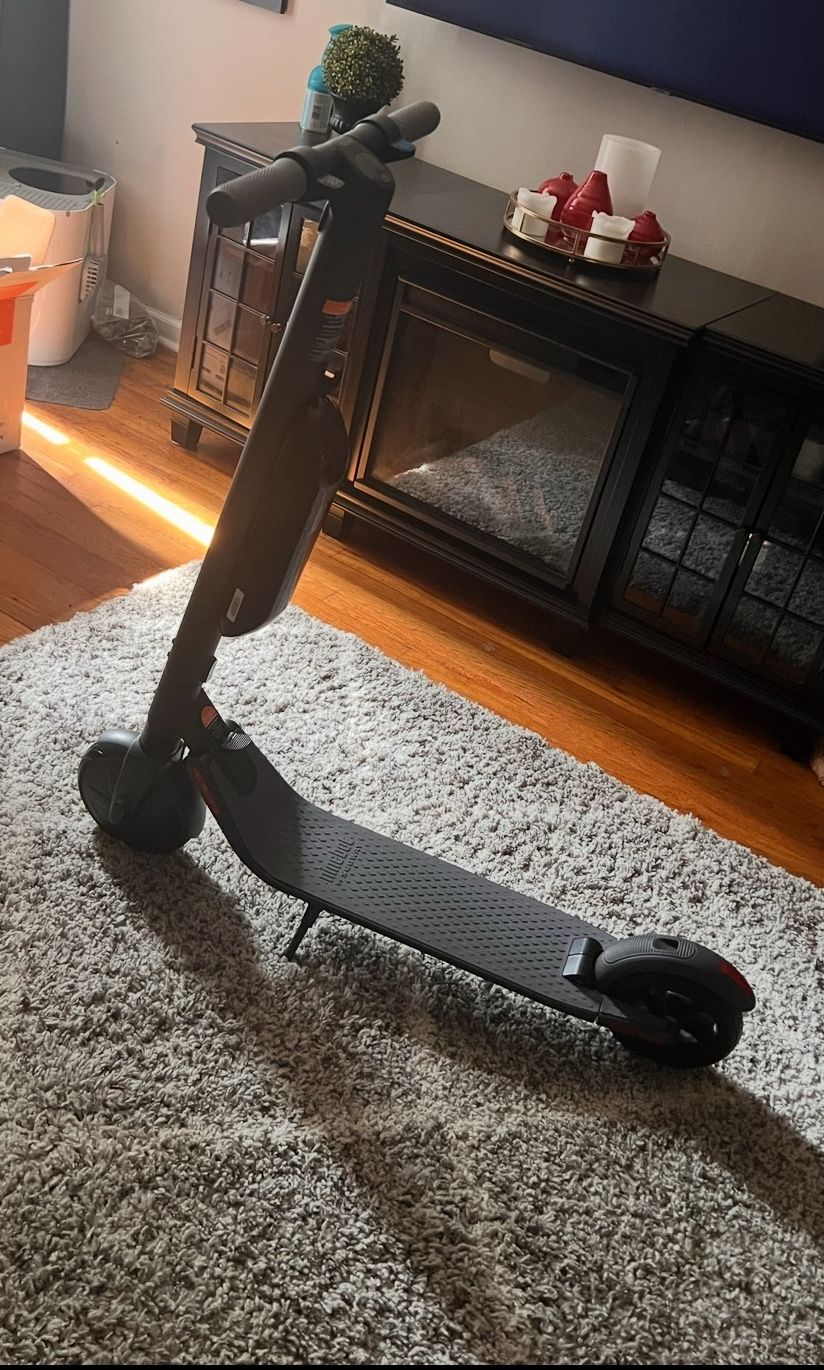 Segway Ninebot ES4 $350
