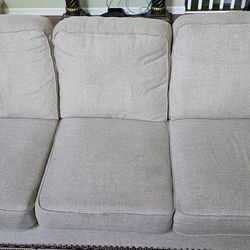 Comfy Sofa/couch