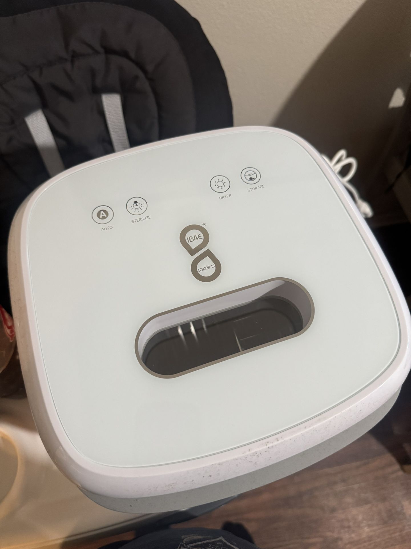 IB4E UV Baby bottle Sterilizer
