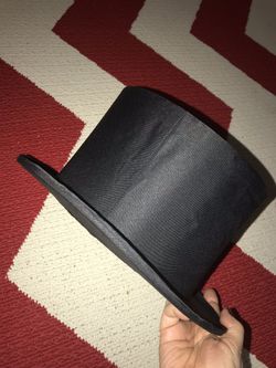 Collapsable Top Hat. Halloween. Formal Event. 